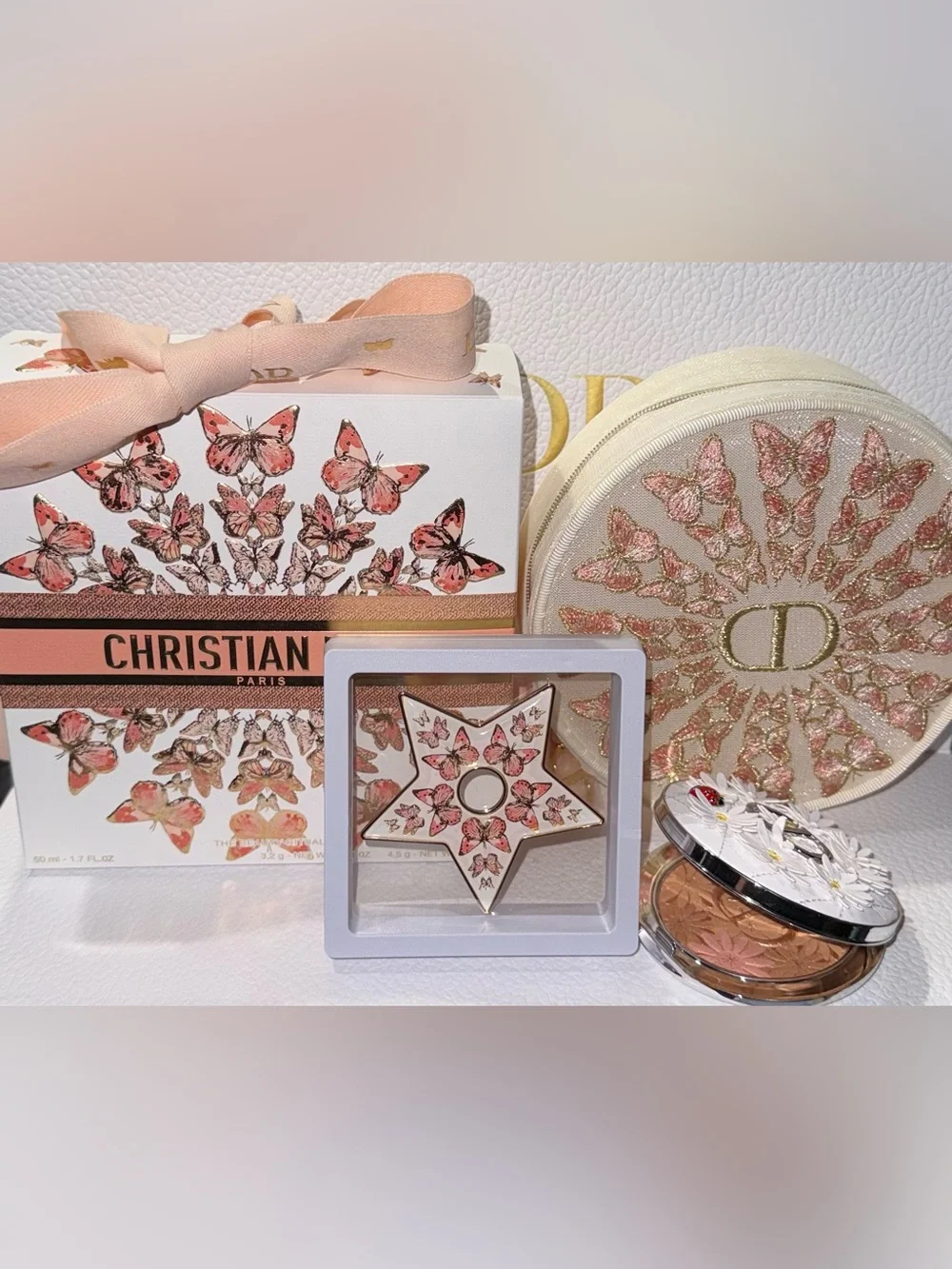 DIOR 2026 LIMITED EDITION BUNDLE 🦋🐞(Bronzer, Pouch, Box, Ribbon, Rare Star)
